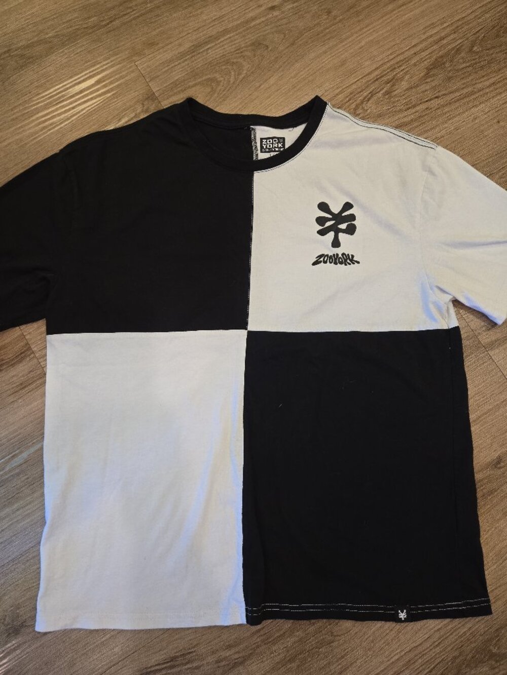 Zoo York Black & White Streetwear T-Shirt Big Logo